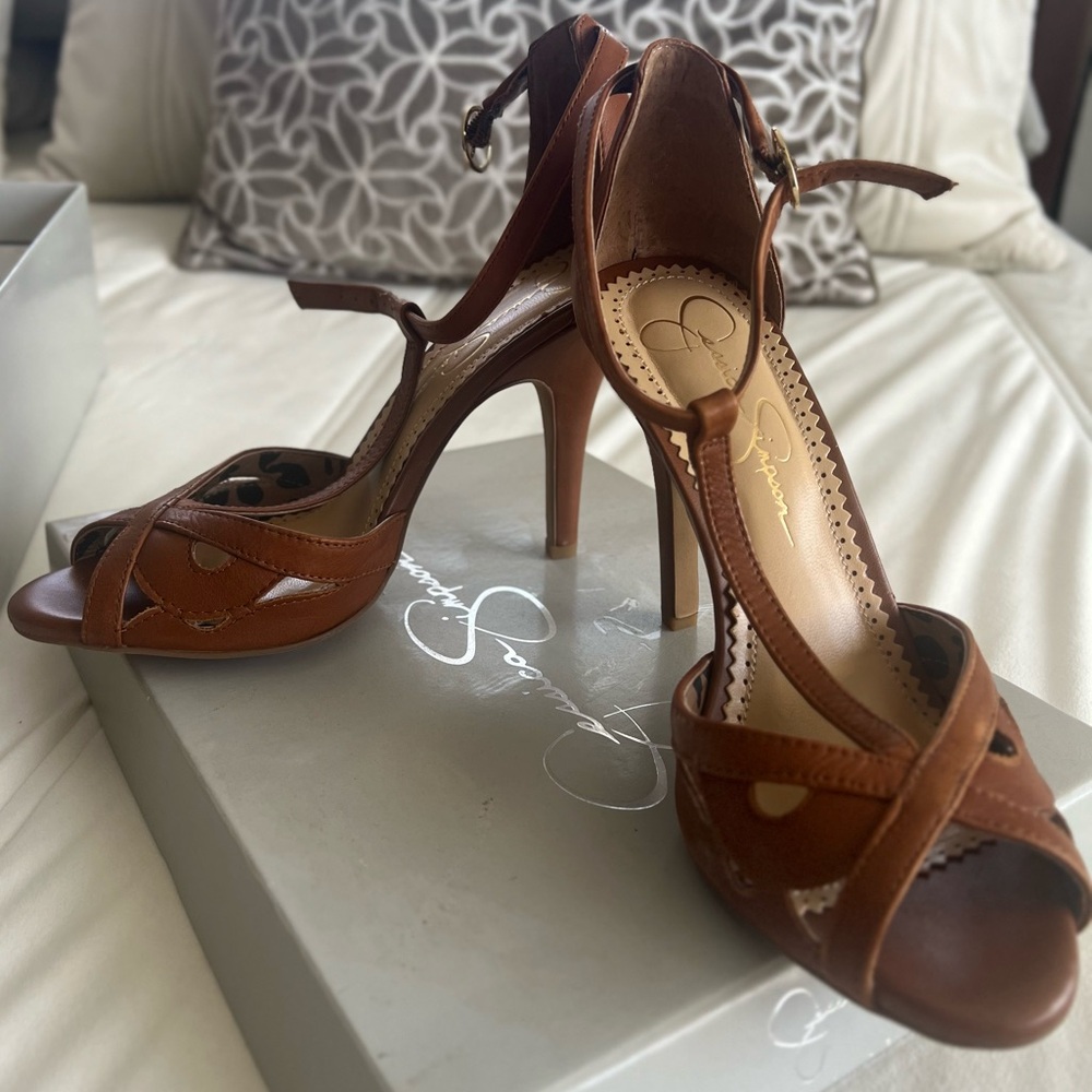 Jessica Simpson heels